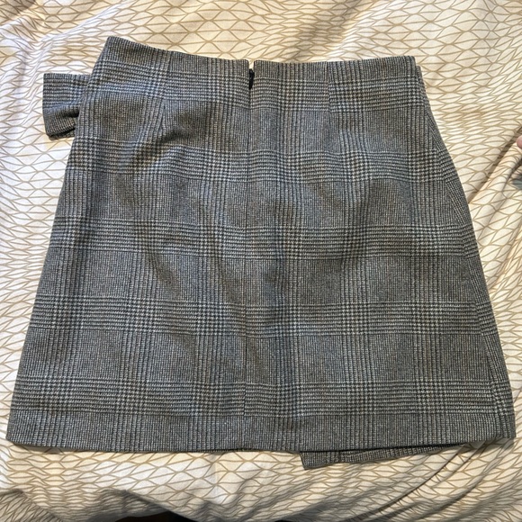 WILFRED WRAP FRONT SKIRT - Picture 3 of 5